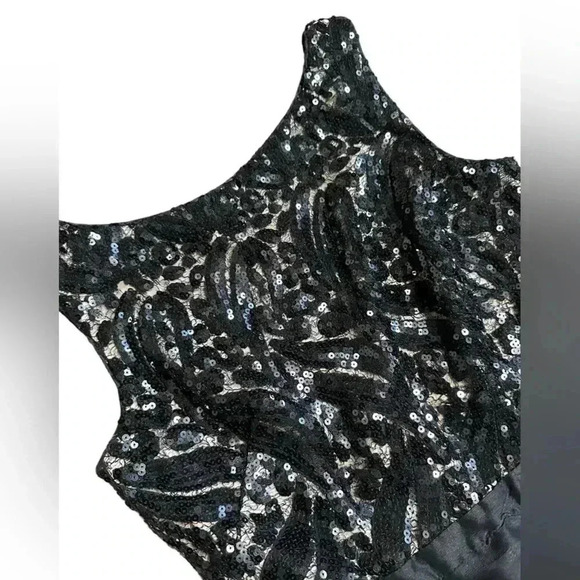 Monique Lhuillier A-Line Lace Pattern Mini Dress size 8 - Picture 4 of 9